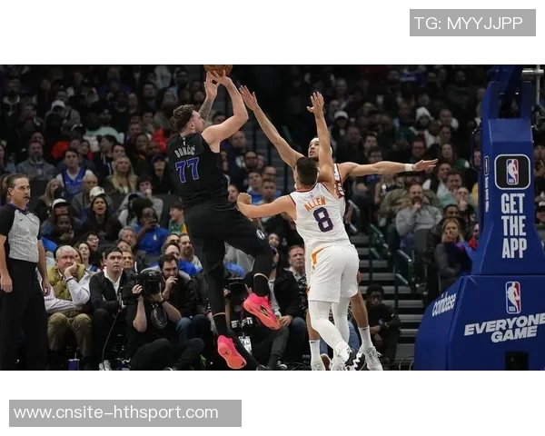 独行侠对阵公牛华盛顿因脚踝扭伤缺席场均147分74板的他将缺阵 独行侠对阵公牛华盛顿因脚踝扭伤缺席场均147分74板的他将缺阵